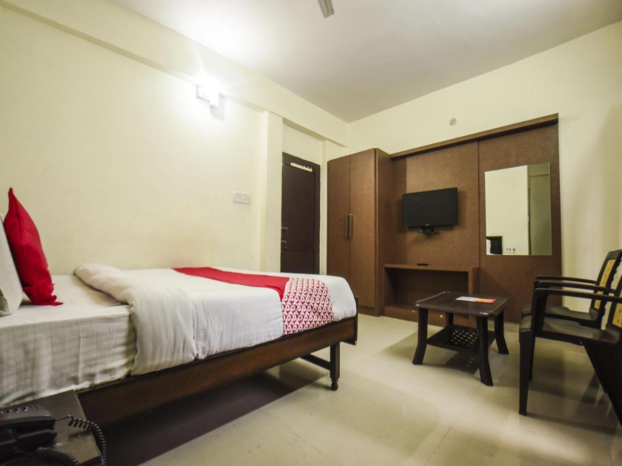 Oyo 7905 Holiday Inn Dalhousie Kültér fotó